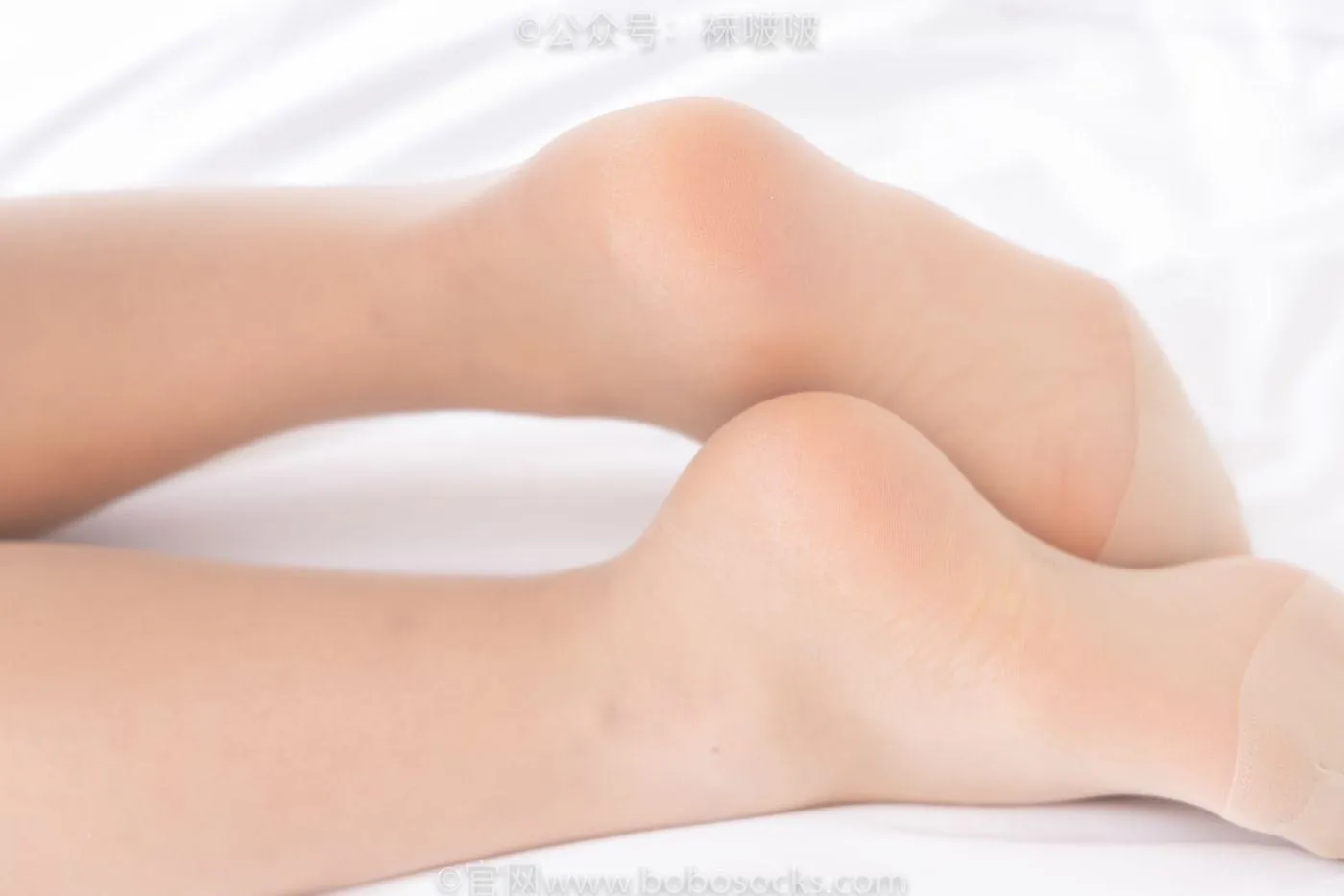 [BoBoSocks袜啵啵]NO.071 涵涵-OL制服、高跟鞋、肉丝 [145P]插图5
